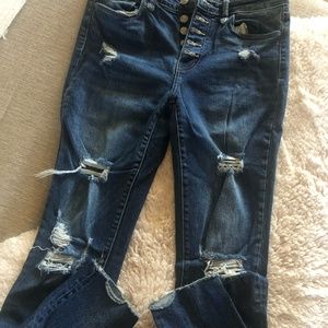 Vervet Distressed Jeans (29)